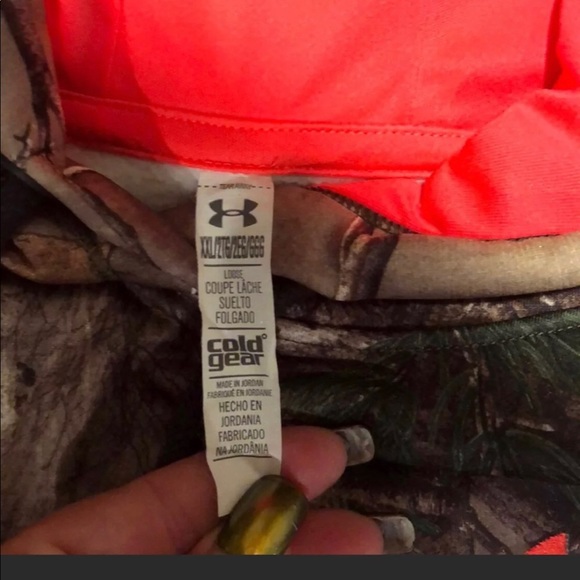 Under Armour - Picture 2 of 3